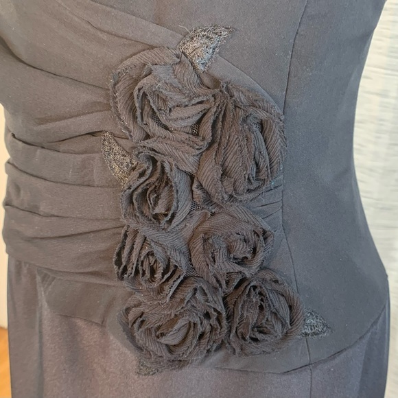 Rickie Freeman Teri Jon black sleeveless party dress. - Picture 6 of 16